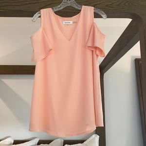 Women’s Size M Off Shoulder Peach Top Calvin Klein